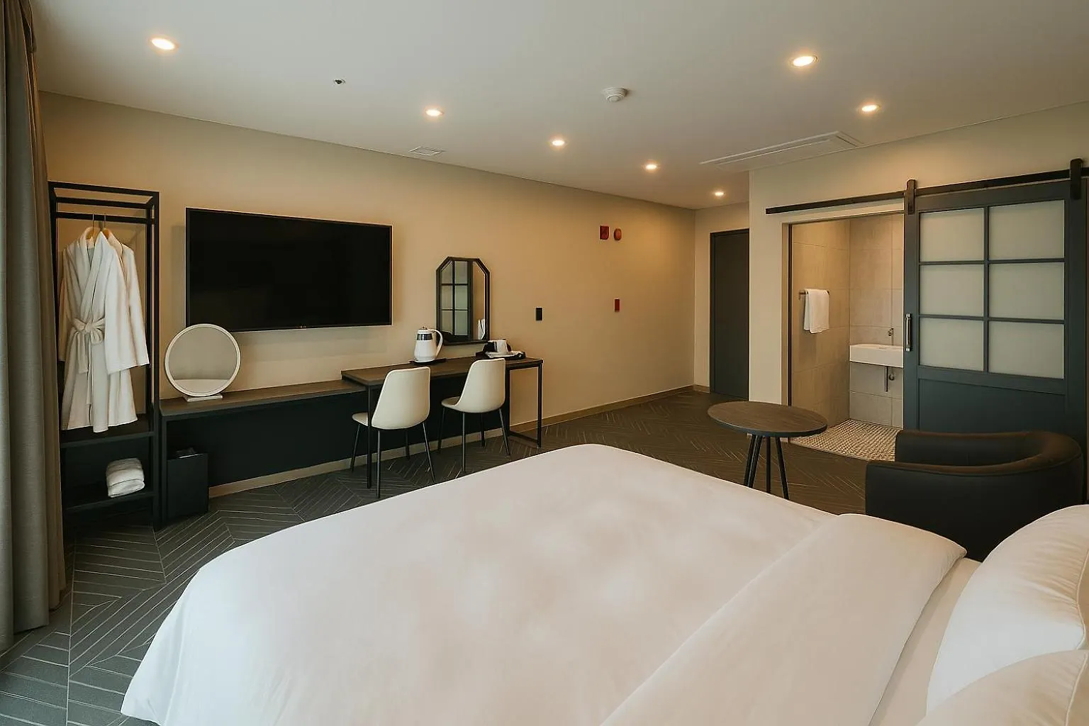 Restia Incheon Bay Hotel