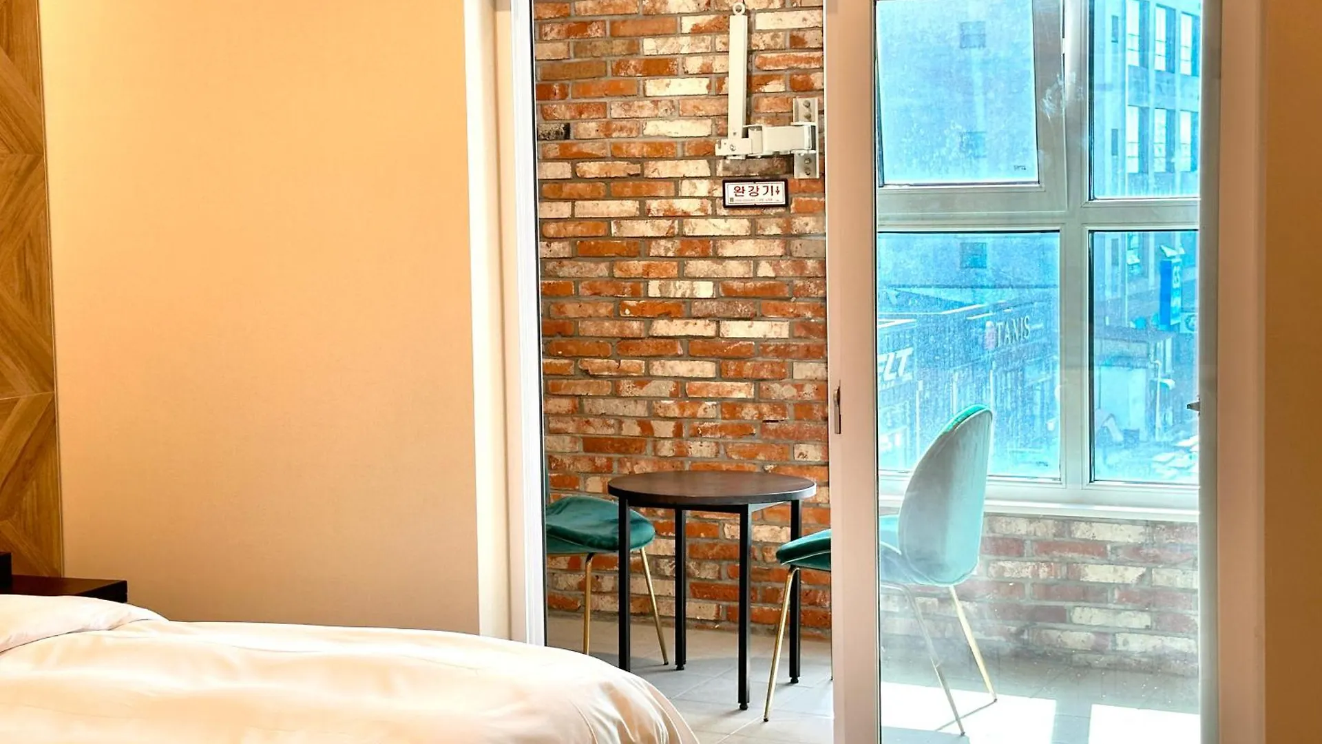Restia Incheon Bay Hotel 0*,  Νότια Κορέα