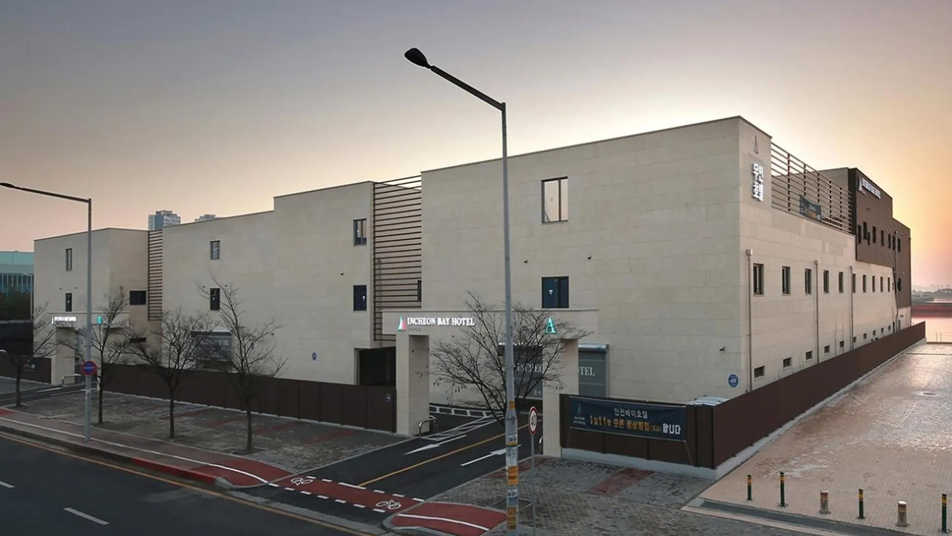 ***  Restia Incheon Bay Hotel South Korea