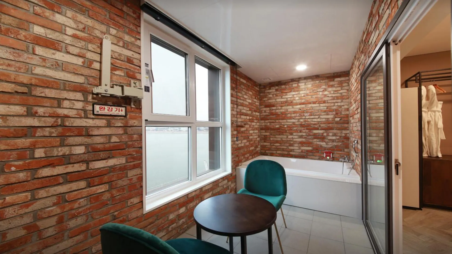 Restia Incheon Bay Hotel 3*,  South Korea
