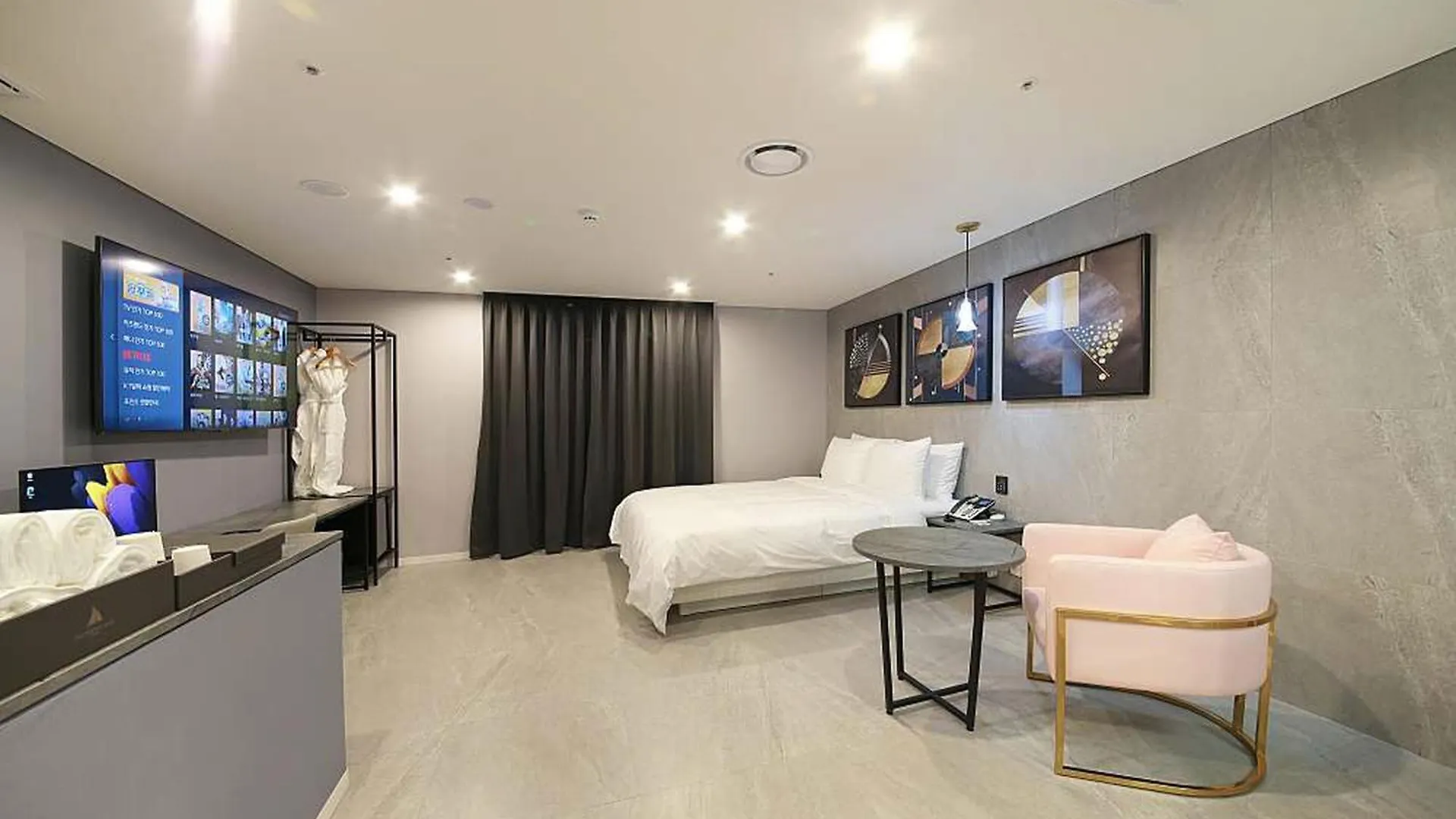 Restia Incheon Bay Hotel 3*,