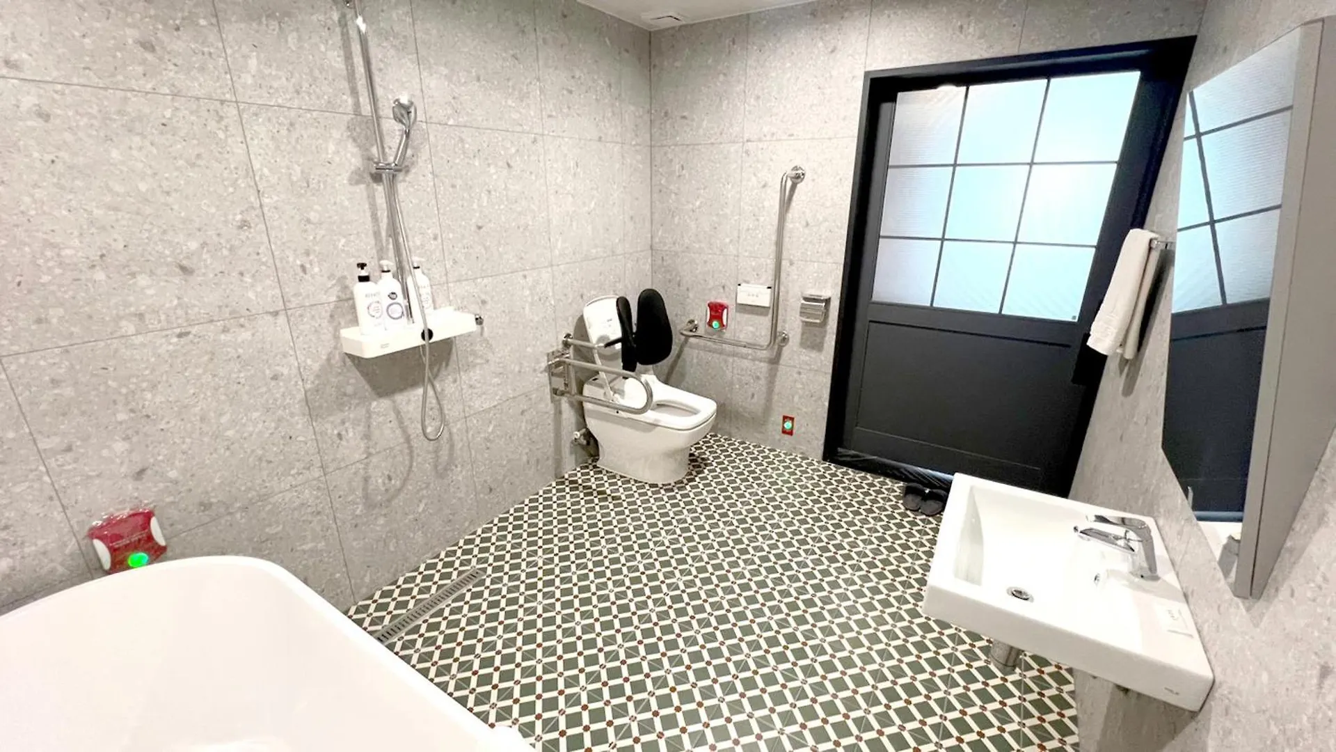 ***  Restia Incheon Bay Hotel 韓国