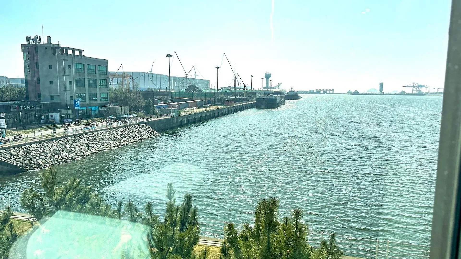 Restia Incheon Bay Hotel 3*,  韓国