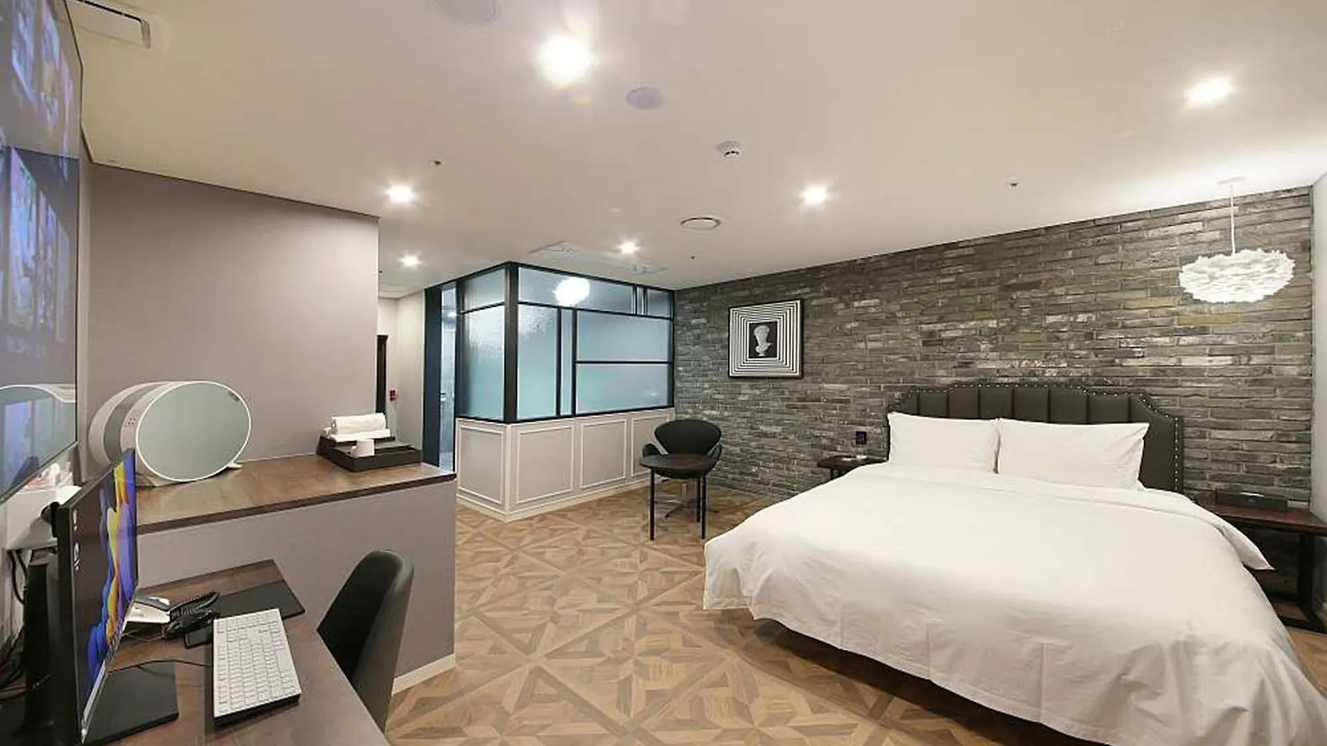 Restia Incheon Bay Hotel